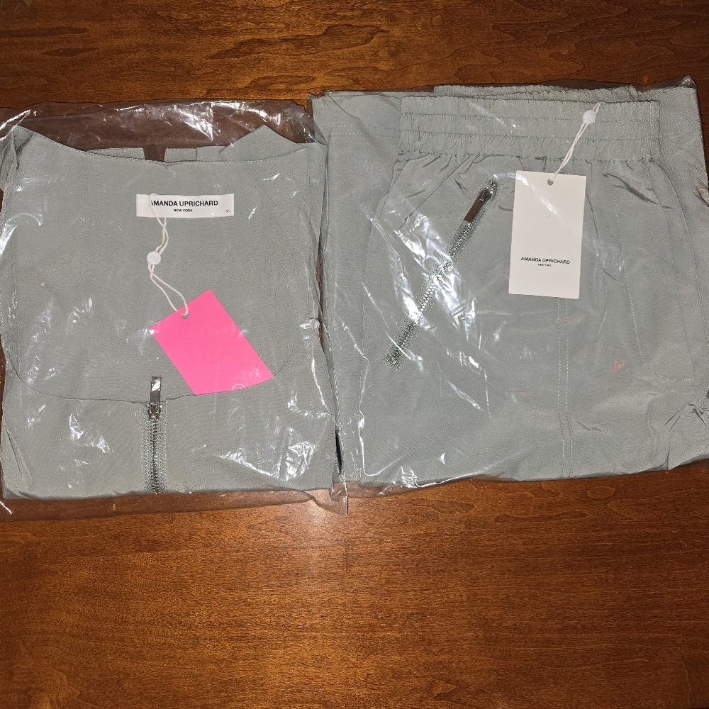 NEW Amanda Uprichard Gia Pants & Violet Top SET in Sage - Size XS - Picture 8 of 8